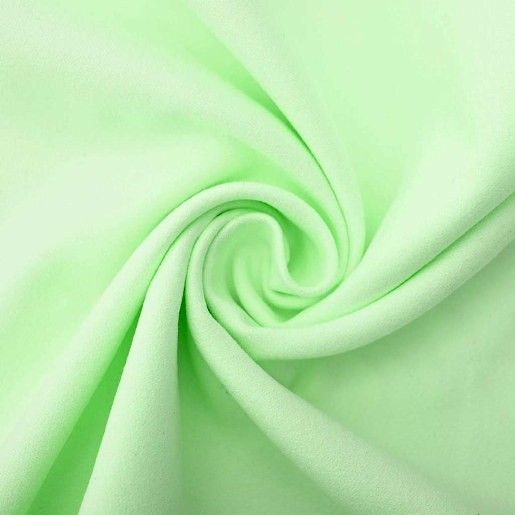 Sports Towels 2 pcs Green 200 x 100 cm Polyester and polyamide