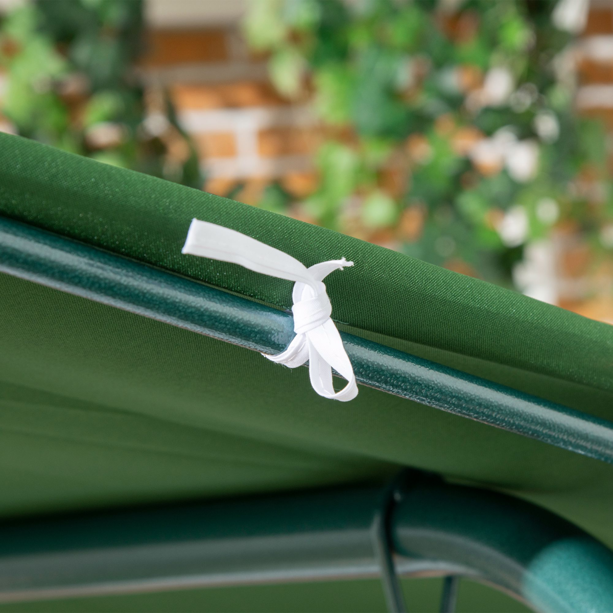 Outdoor 3-person Porch Swing Chair with Adjustable Canopy Green