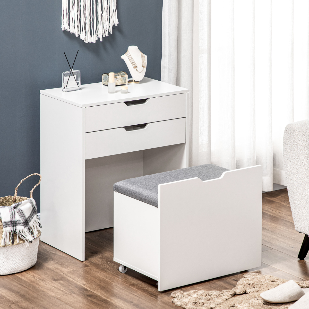 Dressing Table Set w/ Flip-up Mirror & Stool, Drawer and Compartments, White